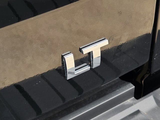 Used 2018 Chevrolet Silverado 1500 LT w/ Texas Edition image 9