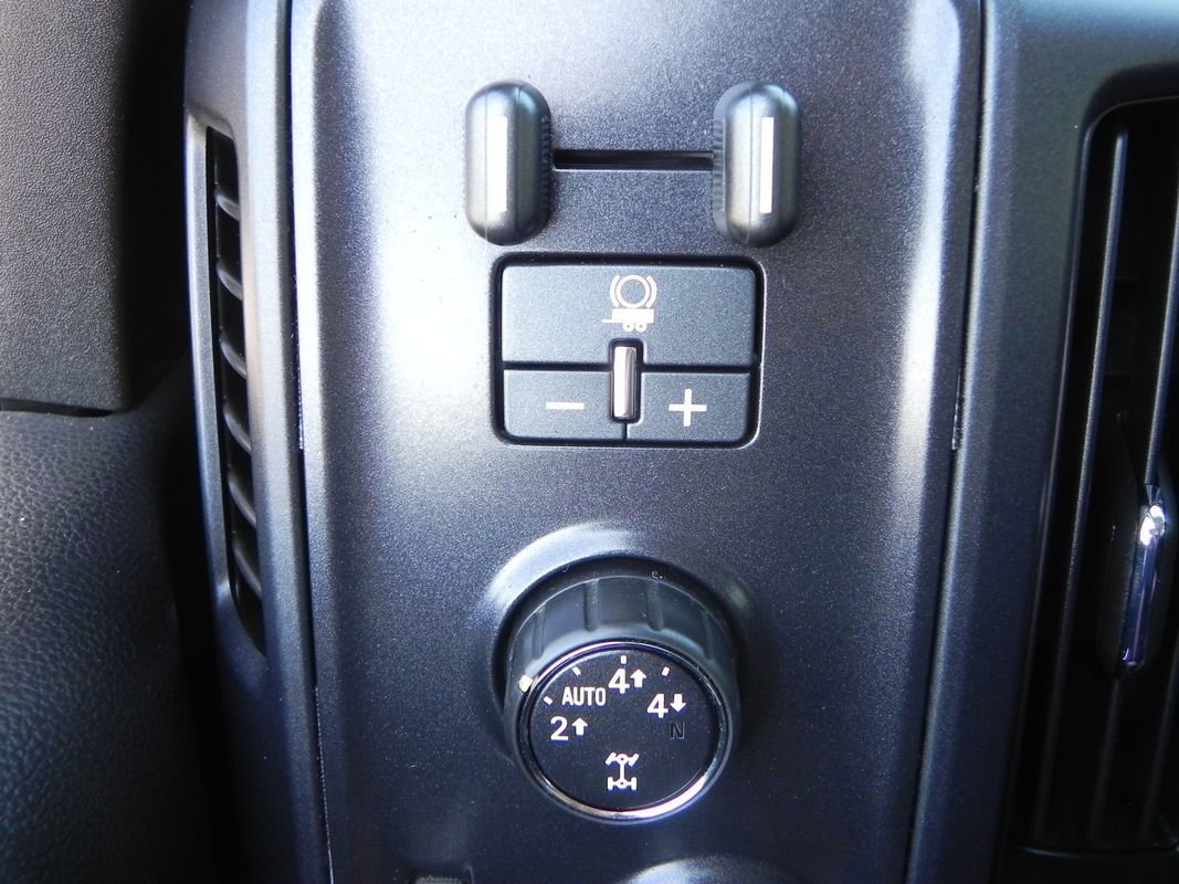 Used 2015 Chevrolet Silverado 1500 W/T w/ Trailering Package AWD/4WD image 14