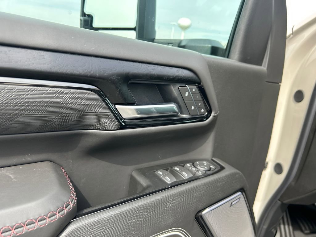 New 2026 GMC Sierra 2500 AT4X AWD/4WD image 15