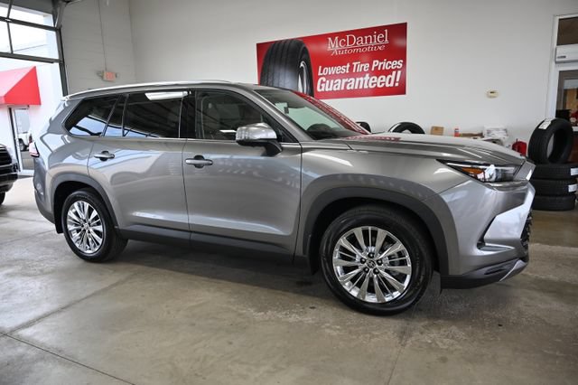 Certified 2026 Toyota Grand Highlander AWD image 4