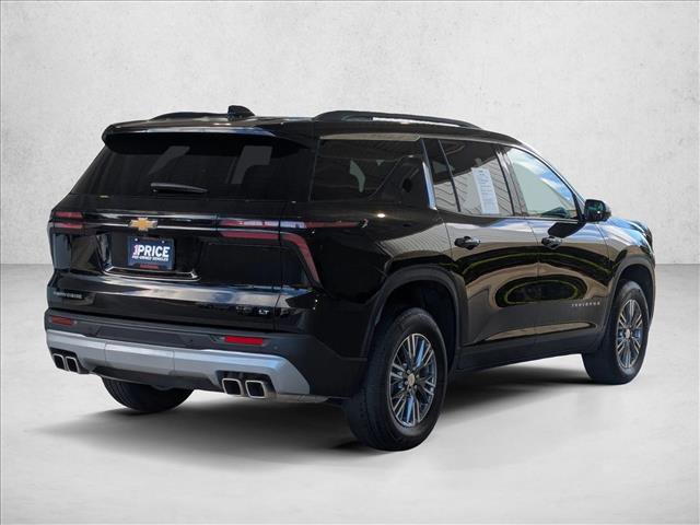Used 2024 Chevrolet Traverse LT image 5