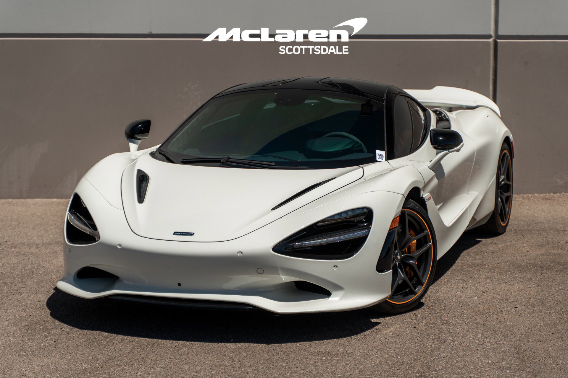 Used 2024 McLaren 750S image 1
