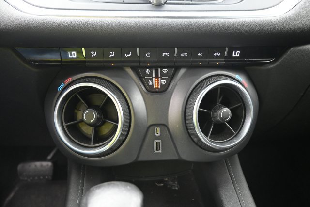 Used 2020 Chevrolet Blazer LT w/ LPO, Floor Liner Package AWD/4WD image 27