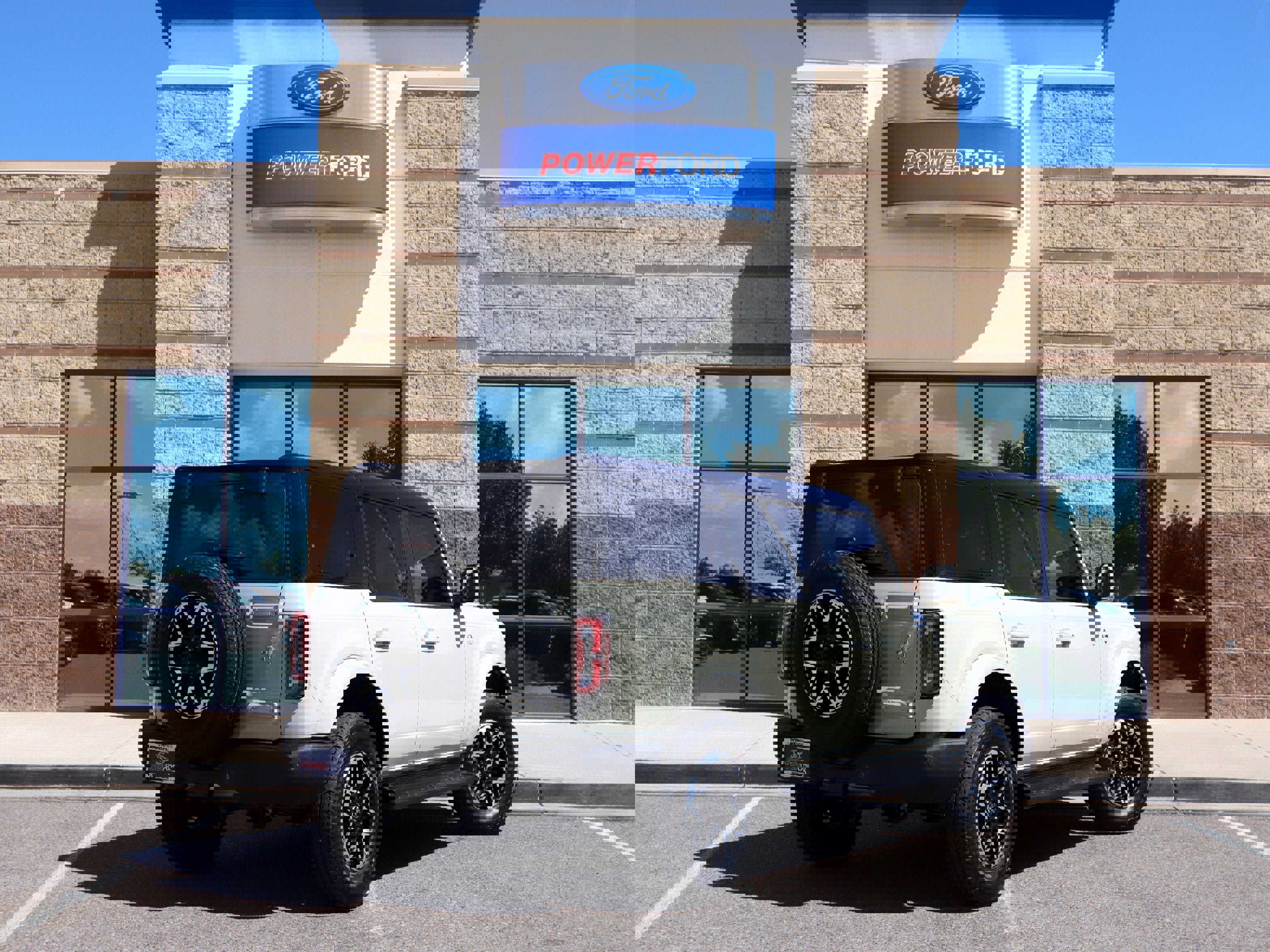 New 2025 Ford Bronco Outer Banks image 6