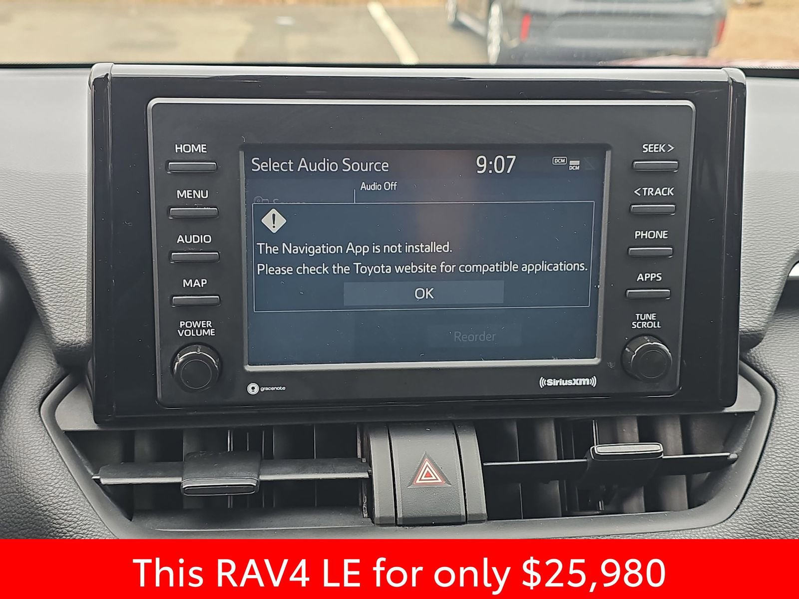 Used 2022 Toyota RAV4 LE image 28