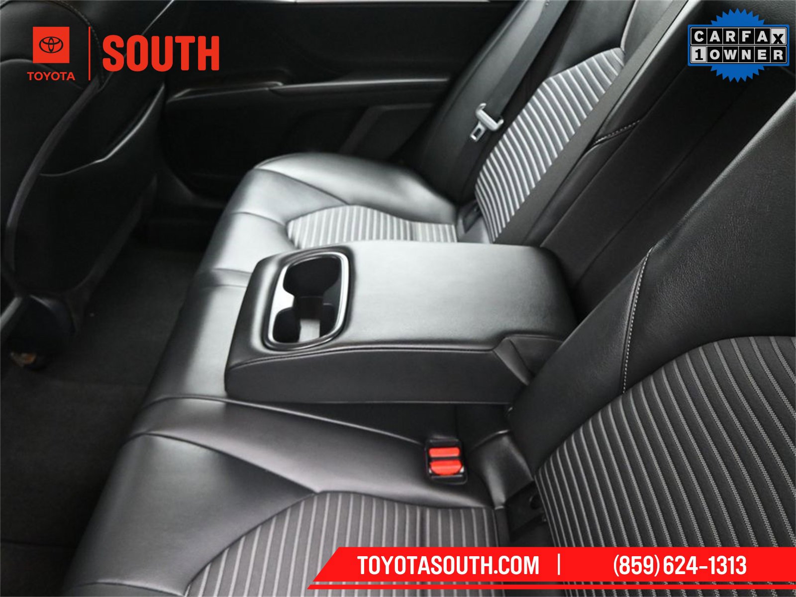 Used 2024 Toyota Camry SE image 28