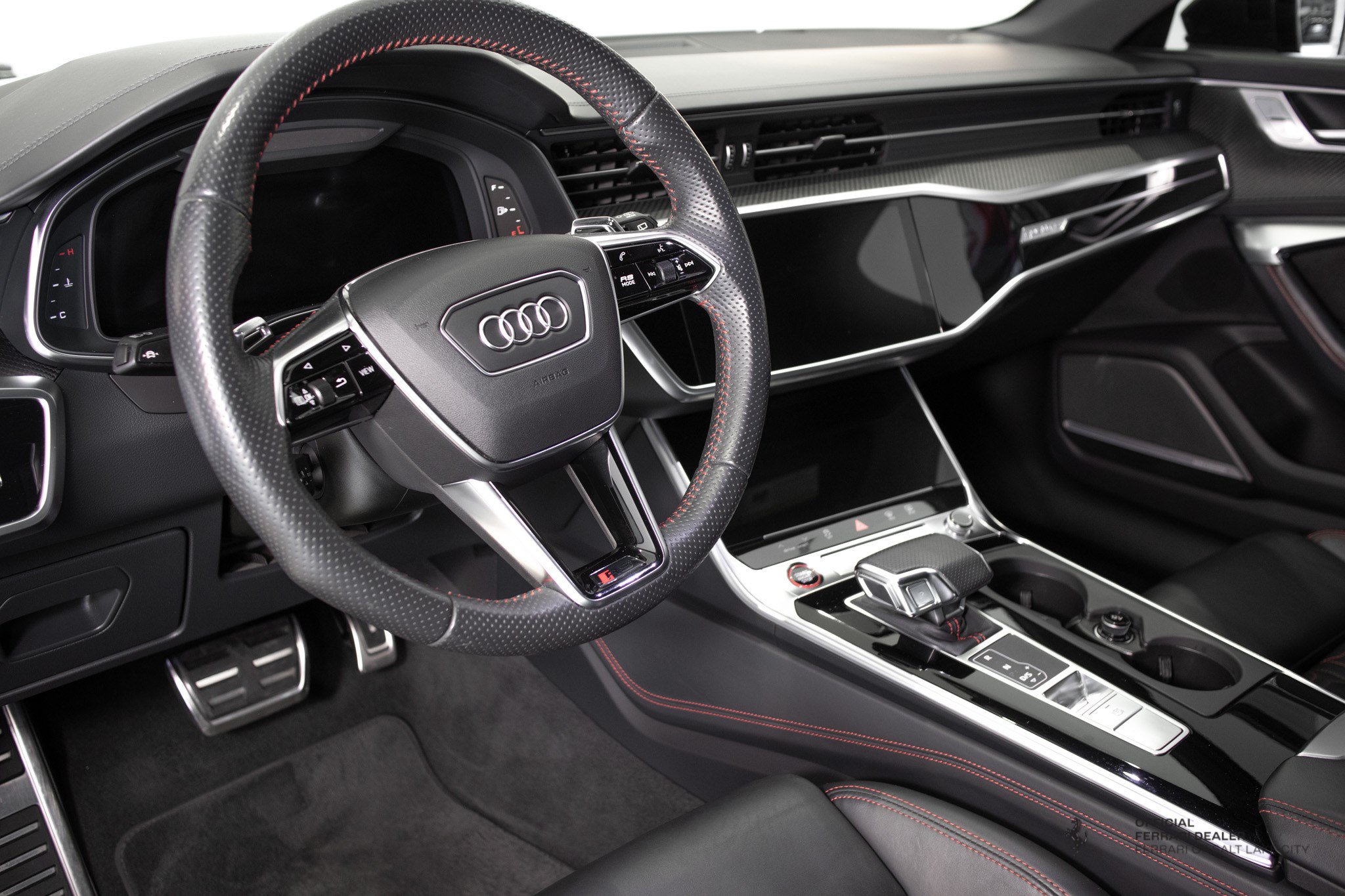 Used 2021 Audi RS 6 w/ Carbon Optic Package AWD/4WD image 12