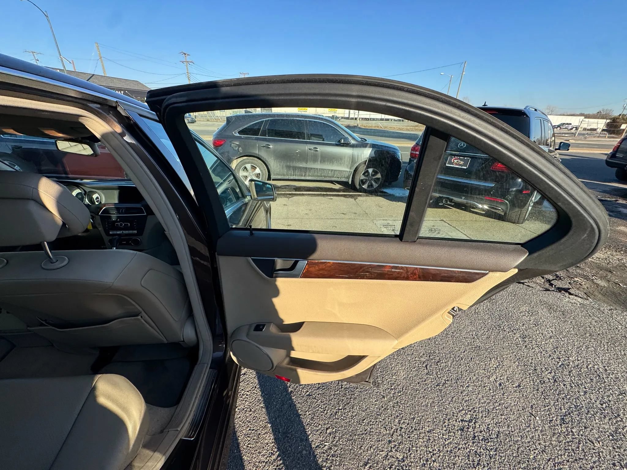 Used 2014 Mercedes-Benz C 300 4MATIC Sedan image 14
