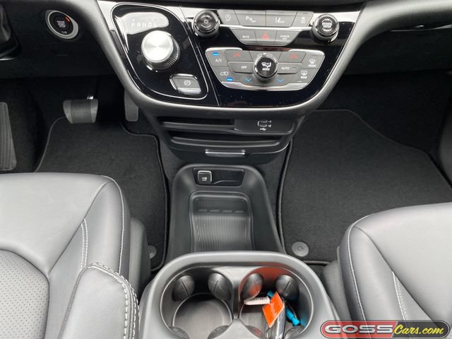 New 2027 Chrysler Pacifica Select AWD/4WD image 13