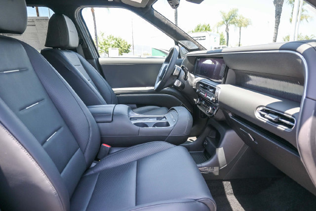 New 2026 Hyundai Palisade Calligraphy AWD/4WD image 17