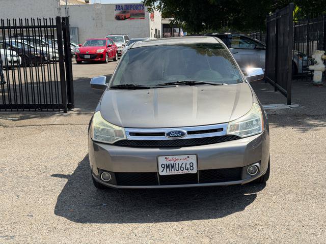 Used 2009 Ford Focus SEL FWD image 5
