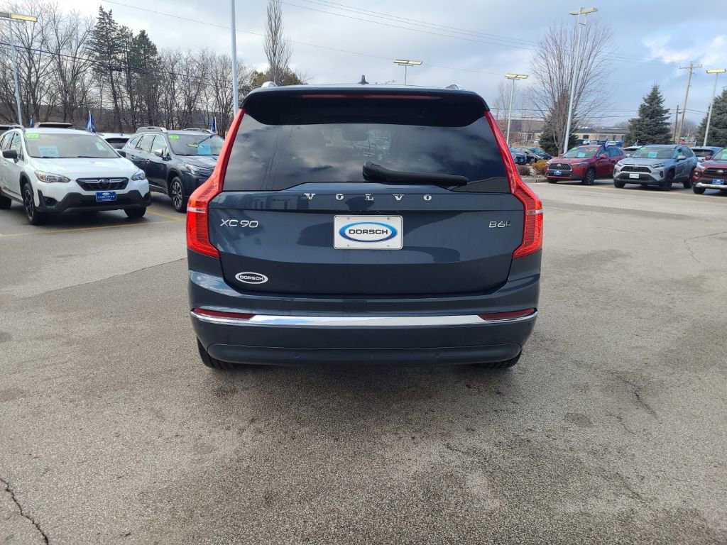 Used 2023 Volvo XC90 B6 Plus image 5