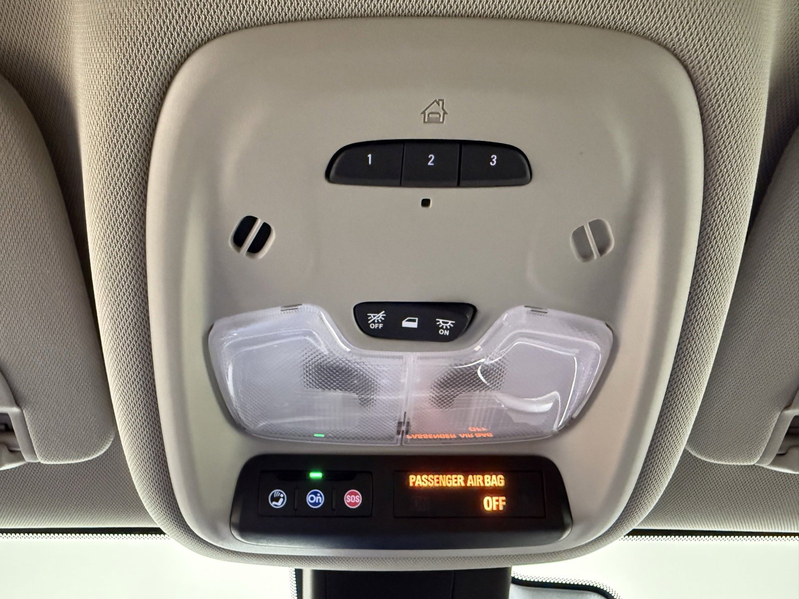 Used 2022 Buick Encore GX Essence image 15