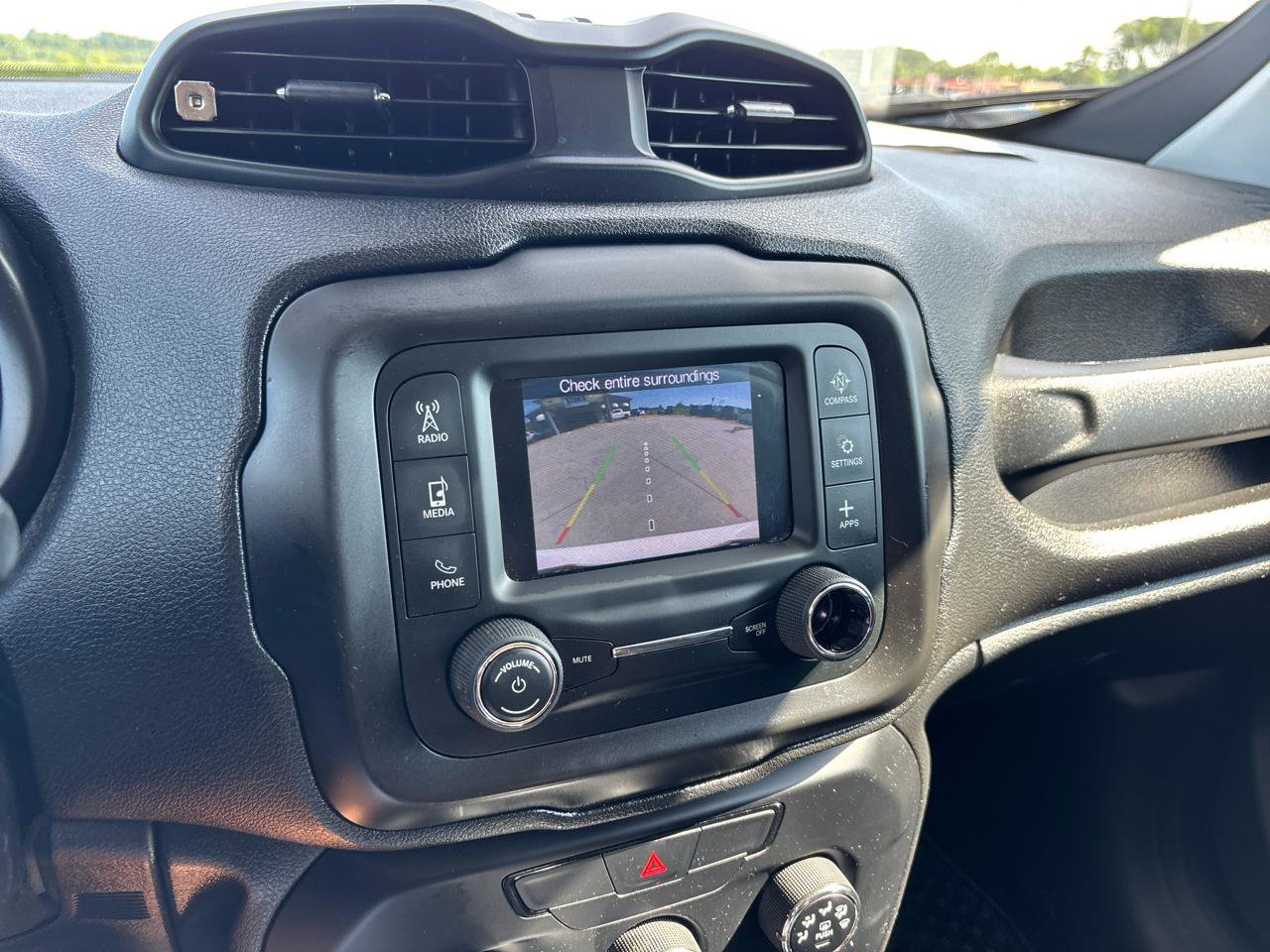 Used 2019 Jeep Renegade Sport AWD/4WD image 16