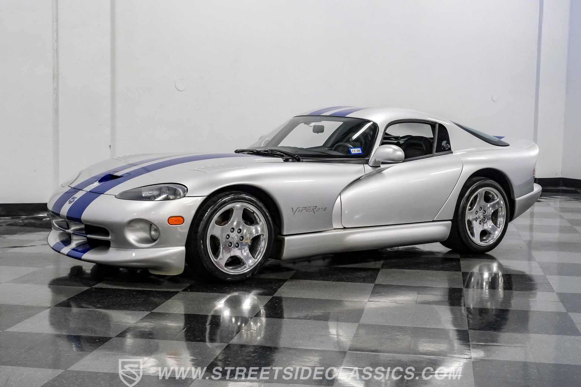 Used 1999 Dodge Viper GTS RWD image 6