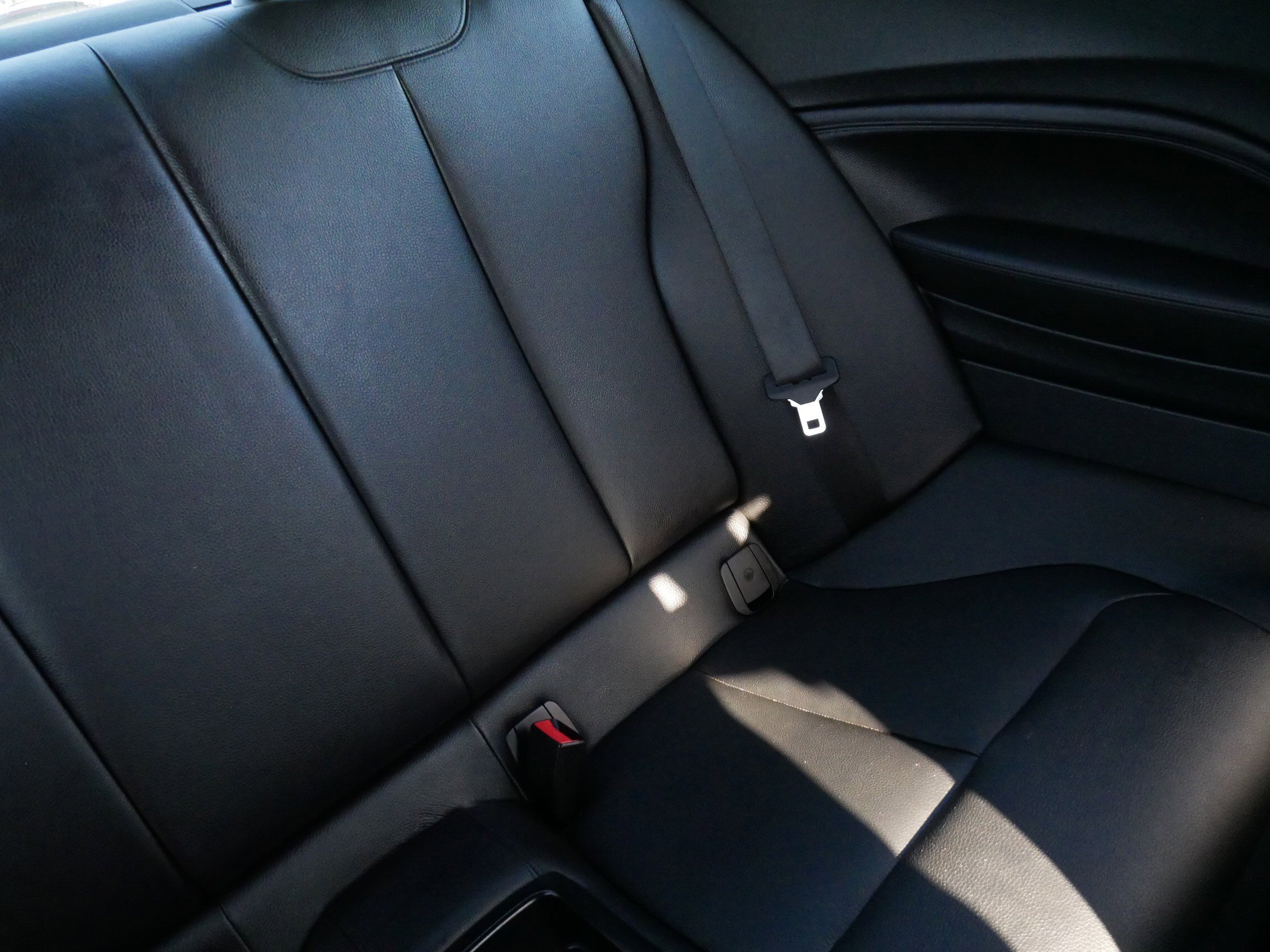 Used 2016 BMW M235i xDrive Coupe image 16