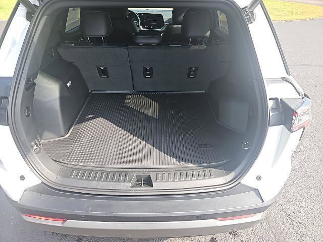 New 2026 Chevrolet Equinox LT w/ Convenience Package II image 23