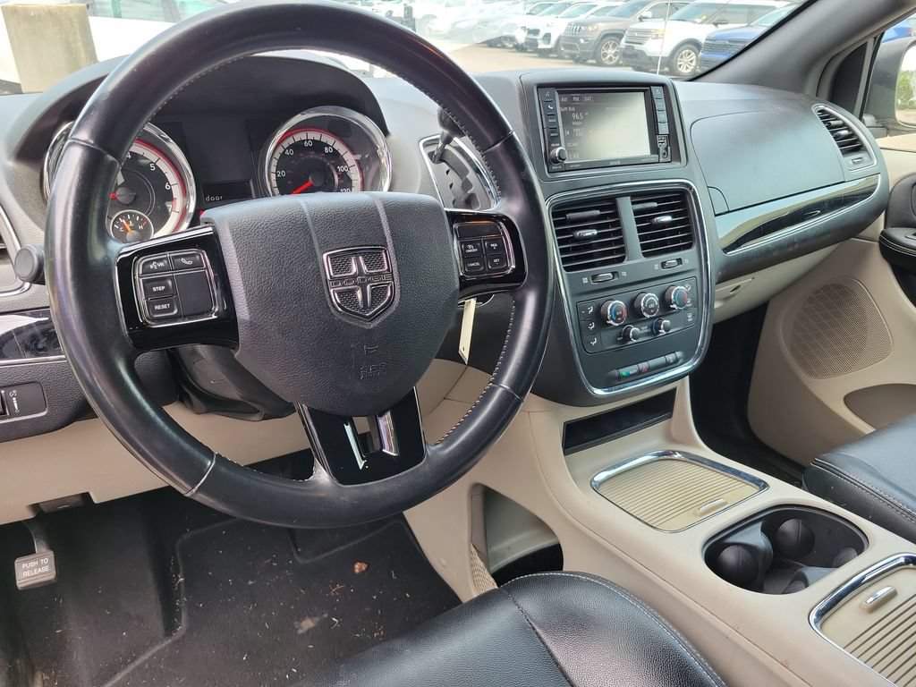 Used 2019 Dodge Grand Caravan SXT FWD image 9