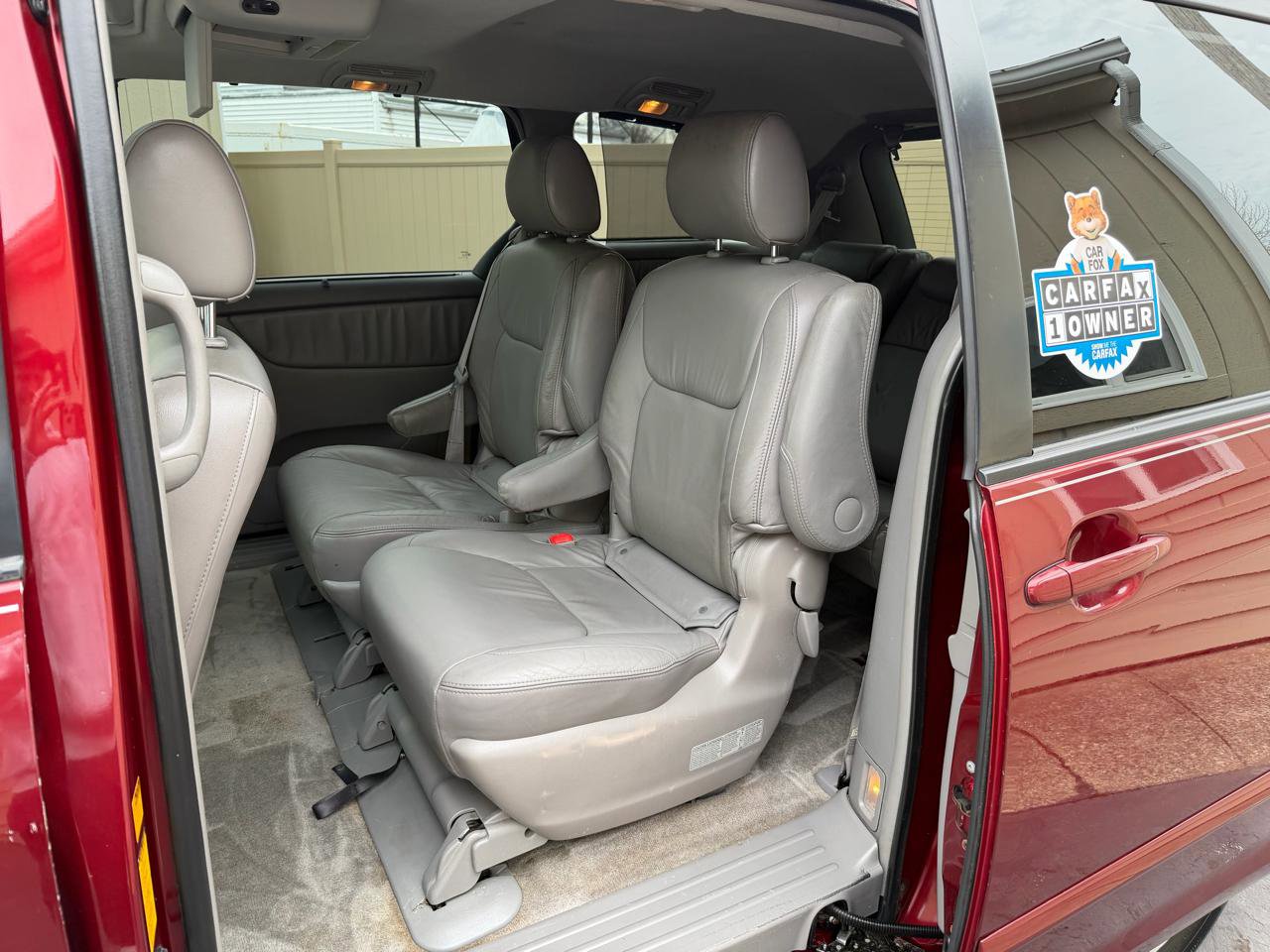 Used 2008 Toyota Sienna XLE Limited FWD image 15
