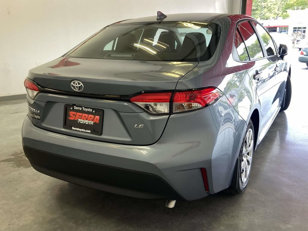 Used 2026 Toyota Corolla LE FWD image 3