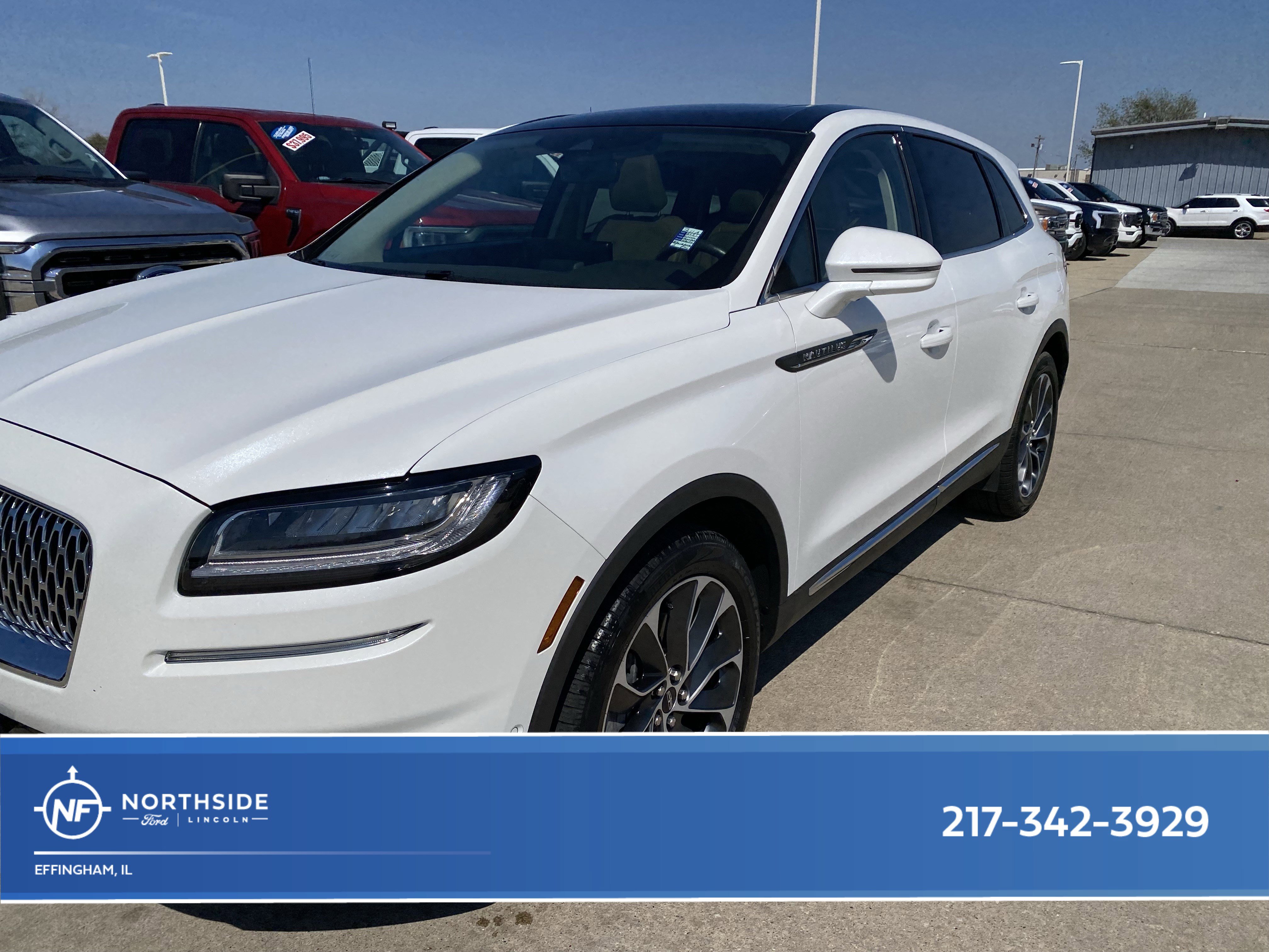 Used 2021 Lincoln Nautilus Reserve w/ Equipment Group 201A image 1