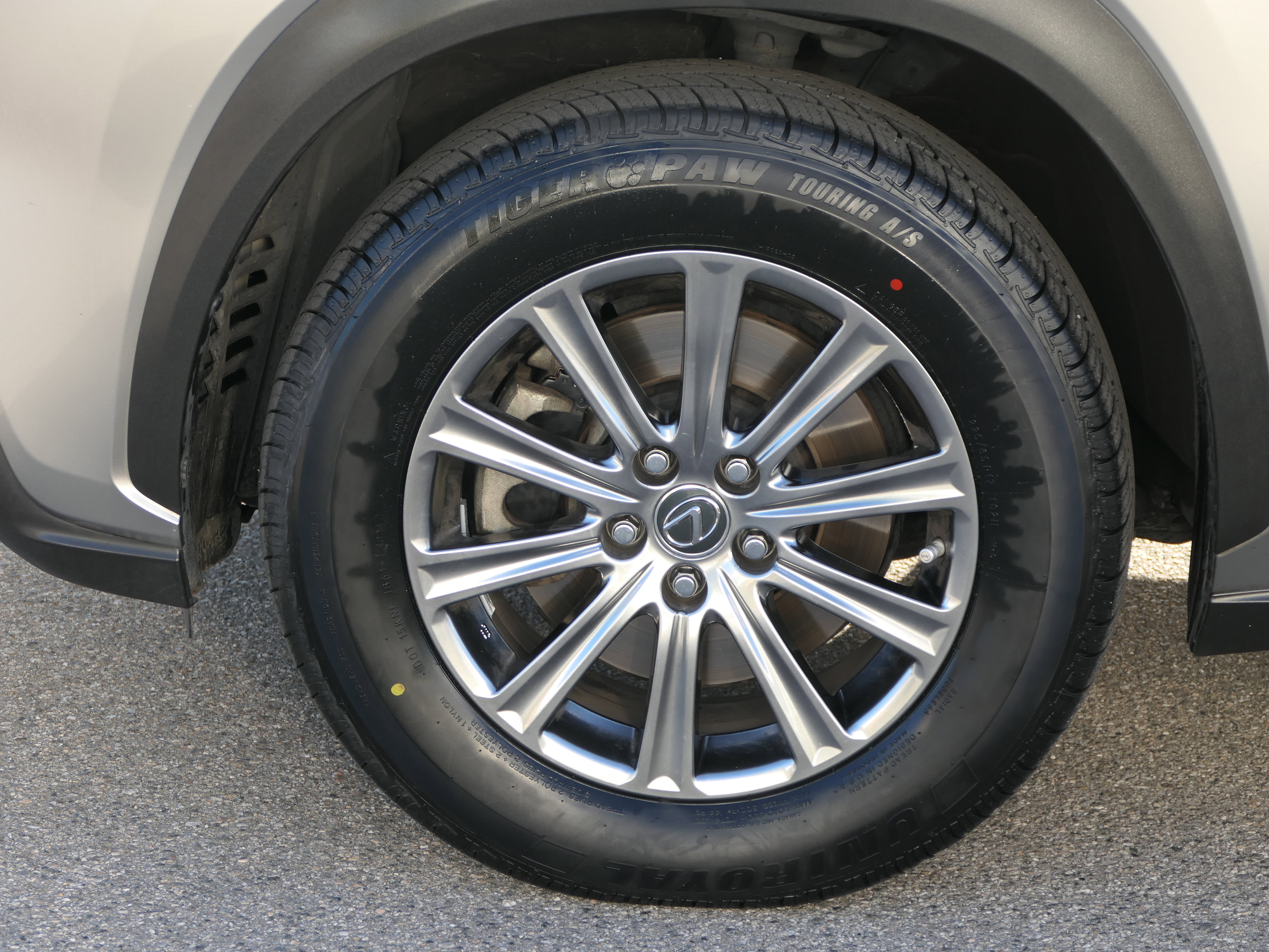 Used 2019 Lexus NX 300h AWD image 10