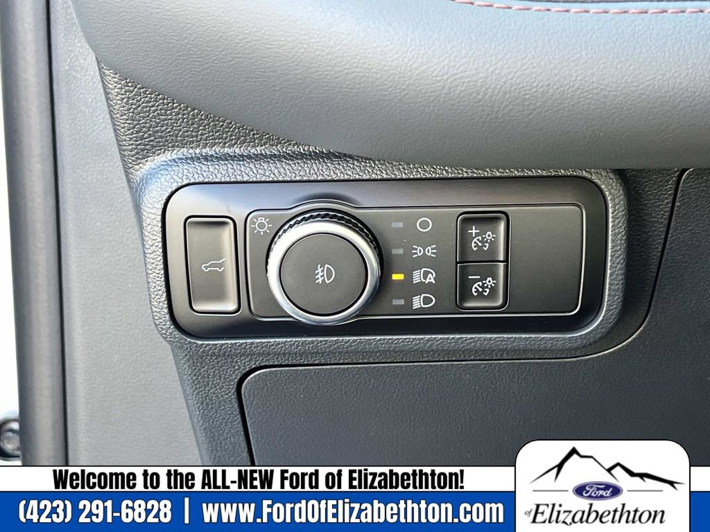 New 2026 Ford Explorer Active image 25
