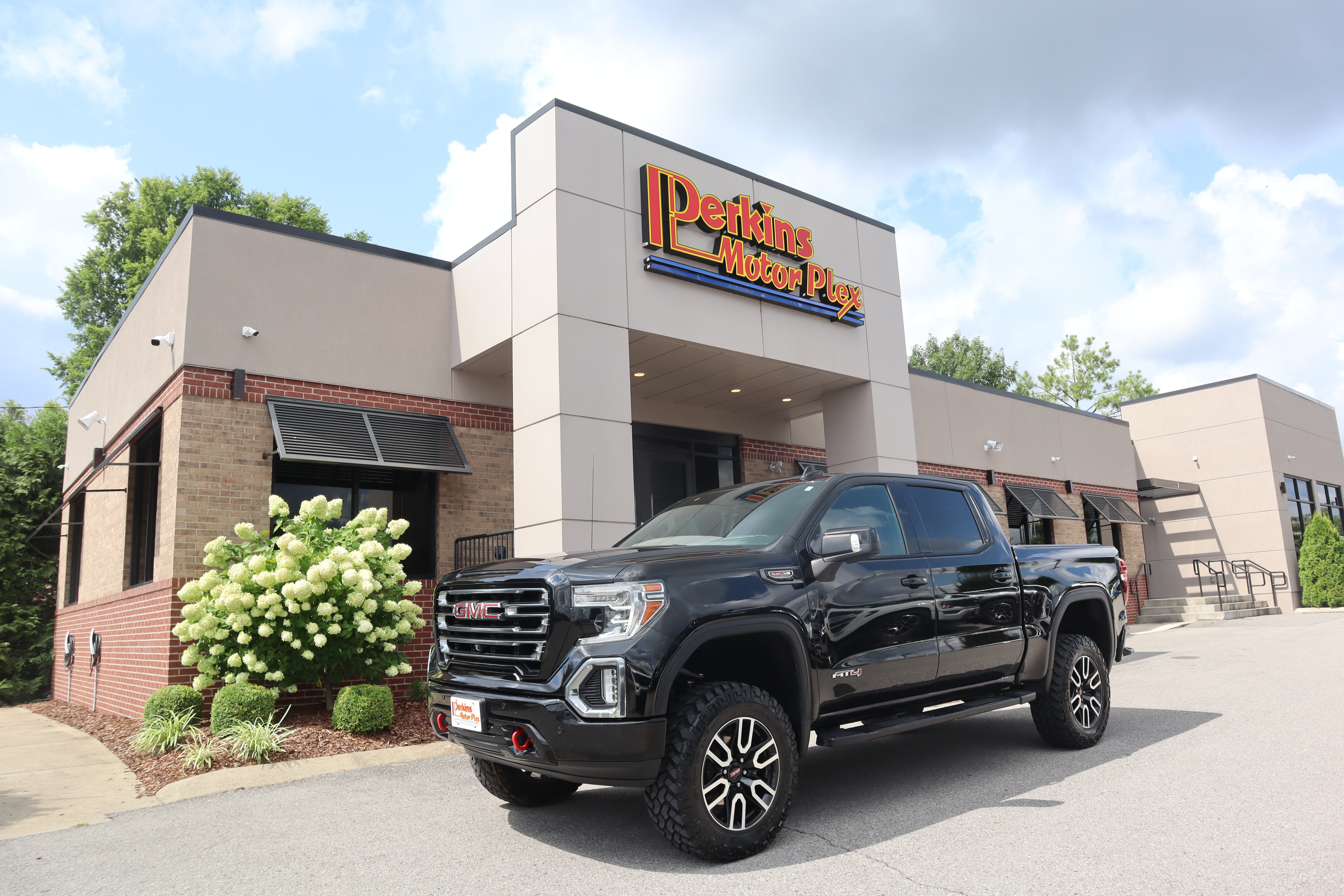 Used 2020 GMC Sierra 1500 AT4 w/ AT4 Premium Package AWD/4WD image 39