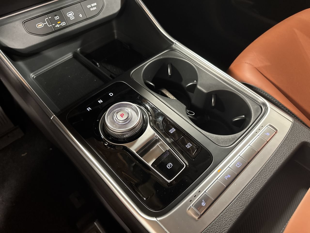 New 2026 Kia Carnival EX FWD image 25