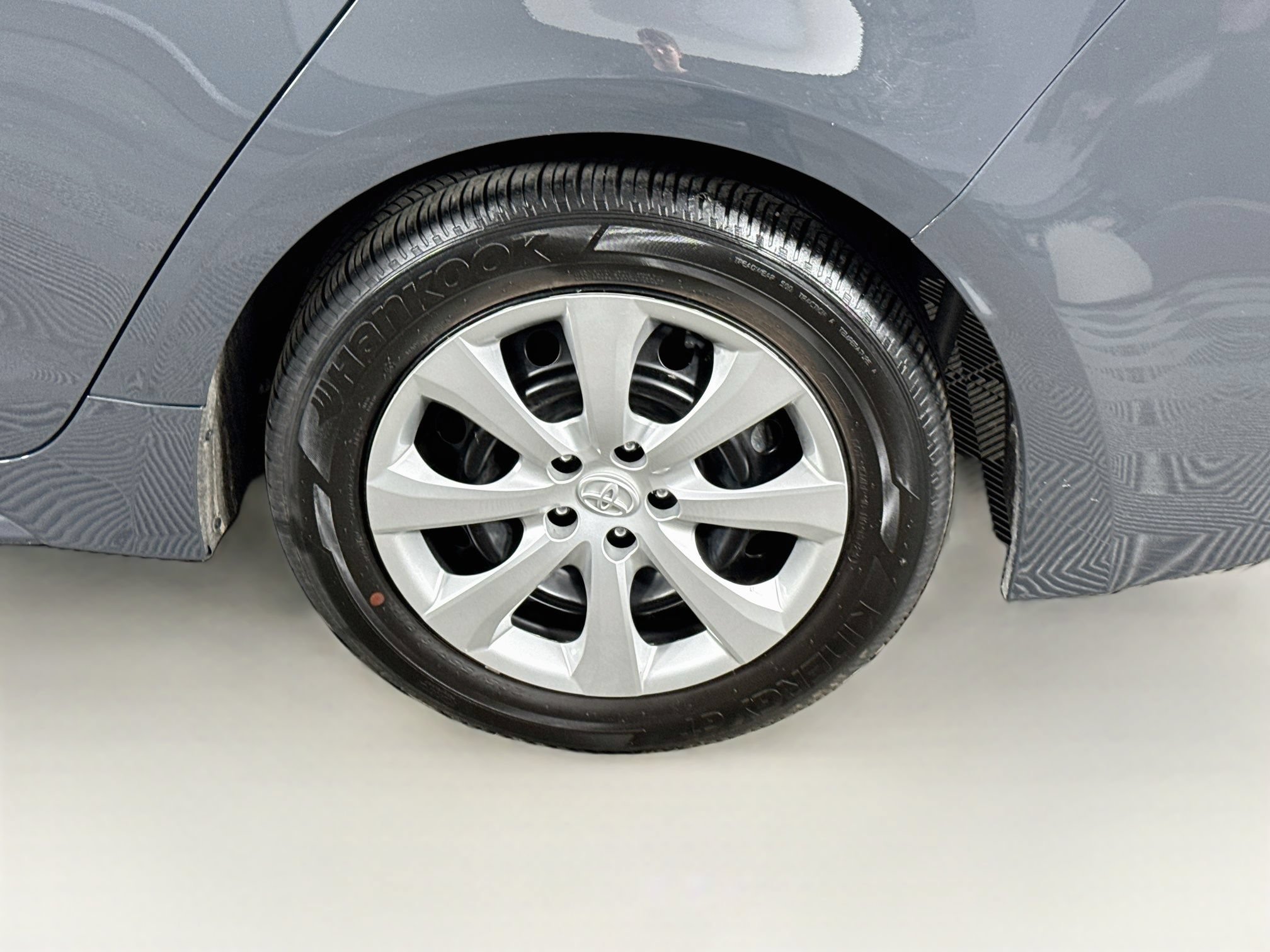 Certified 2024 Toyota Corolla LE FWD image 9