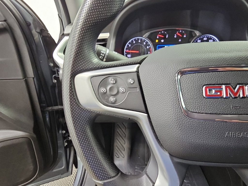 Used 2022 GMC Acadia SLE w/ Driver Convenience Package FWD image 26