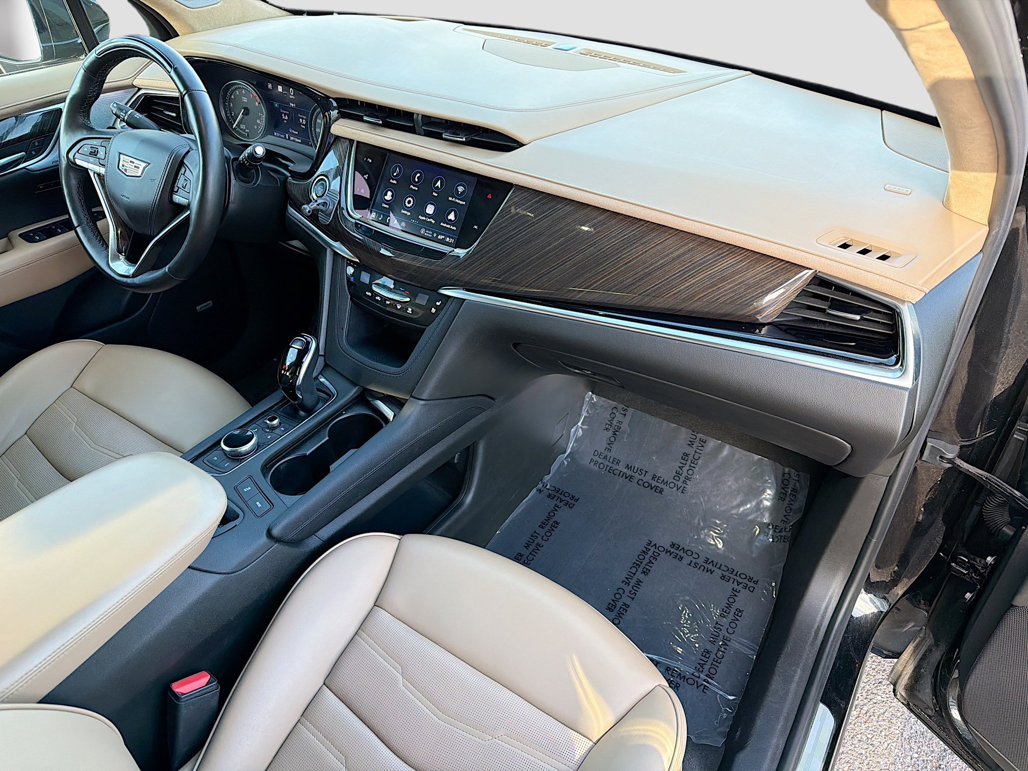 Used 2024 Cadillac XT6 Premium Luxury w/ Platinum Package AWD/4WD image 14