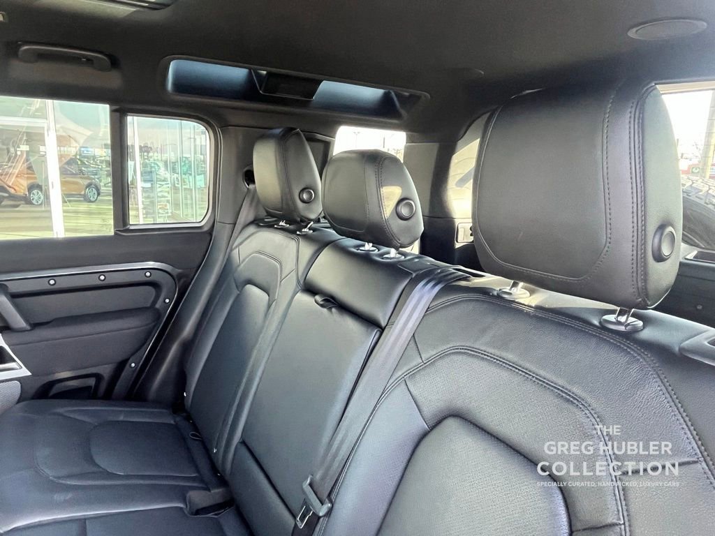 Used 2023 Land Rover Defender 110 SE image 27