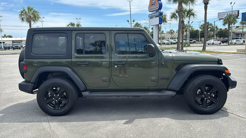 Used 2022 Jeep Wrangler Unlimited Sport AWD/4WD image 6