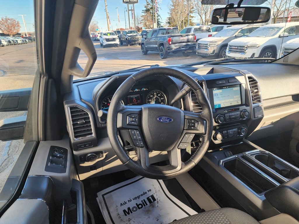 Used 2016 Ford F150 XLT w/ Equipment Group 302A Luxury image 28