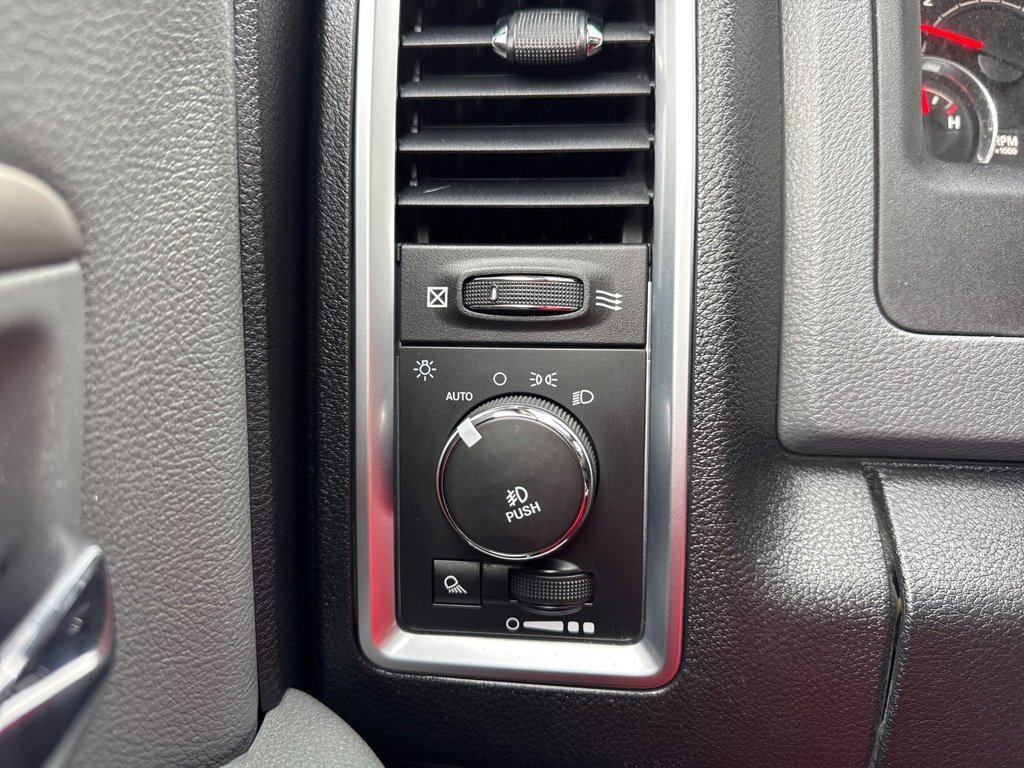 Used 2016 RAM 1500 Big Horn image 10