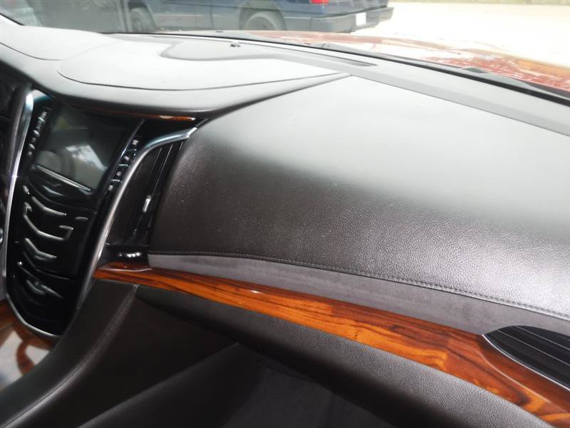 Used 2015 Cadillac Escalade Premium AWD/4WD image 25