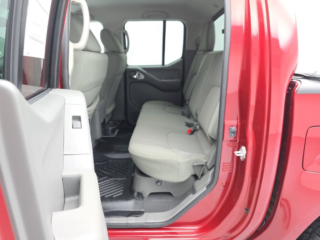 Used 2021 Nissan Frontier SV image 34