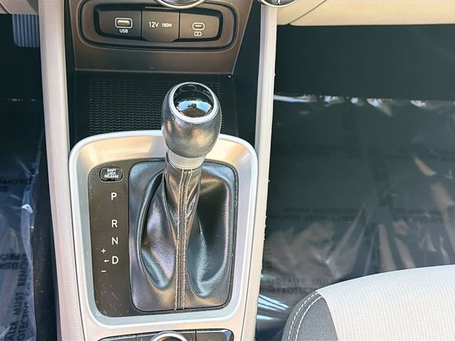 Certified 2024 Hyundai Venue SEL FWD image 16