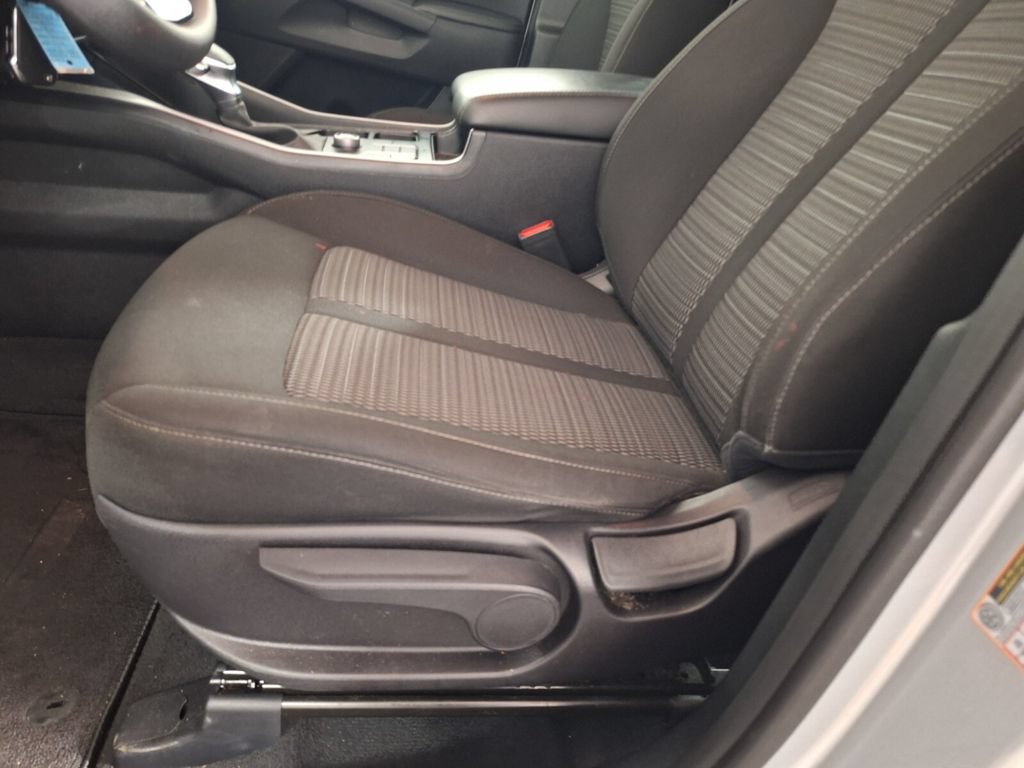 Used 2022 Kia Sorento LX FWD image 30