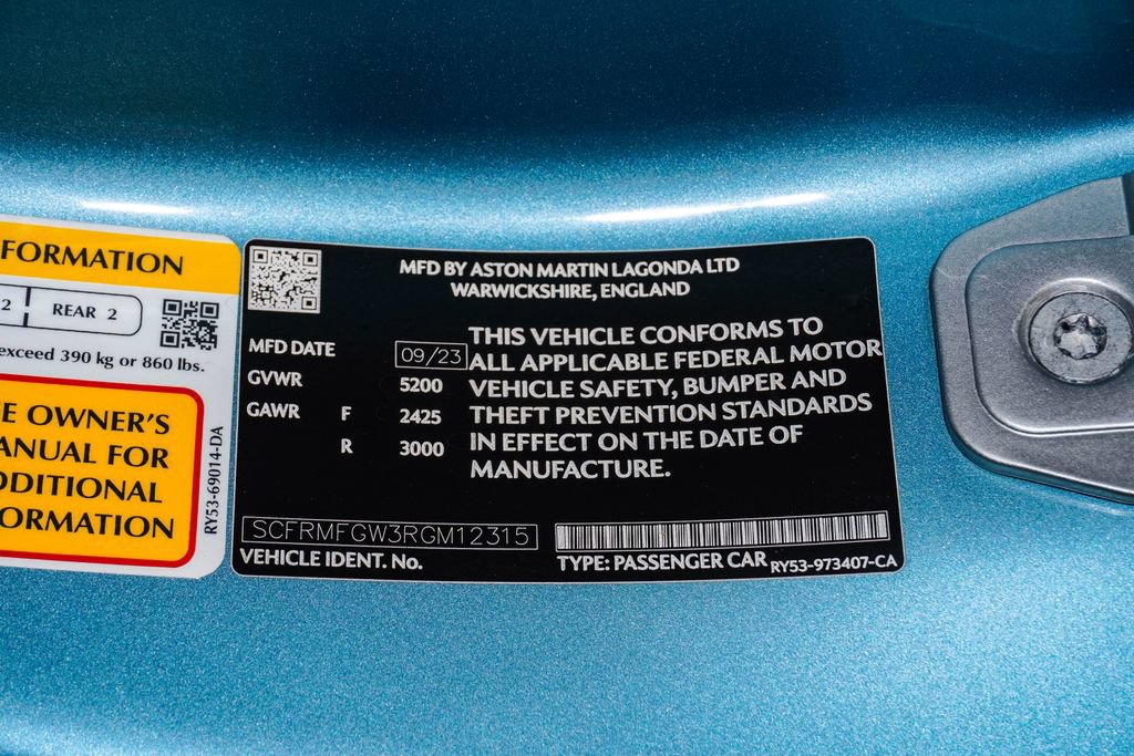 Used 2024 Aston Martin DB12 Convertible RWD image 39