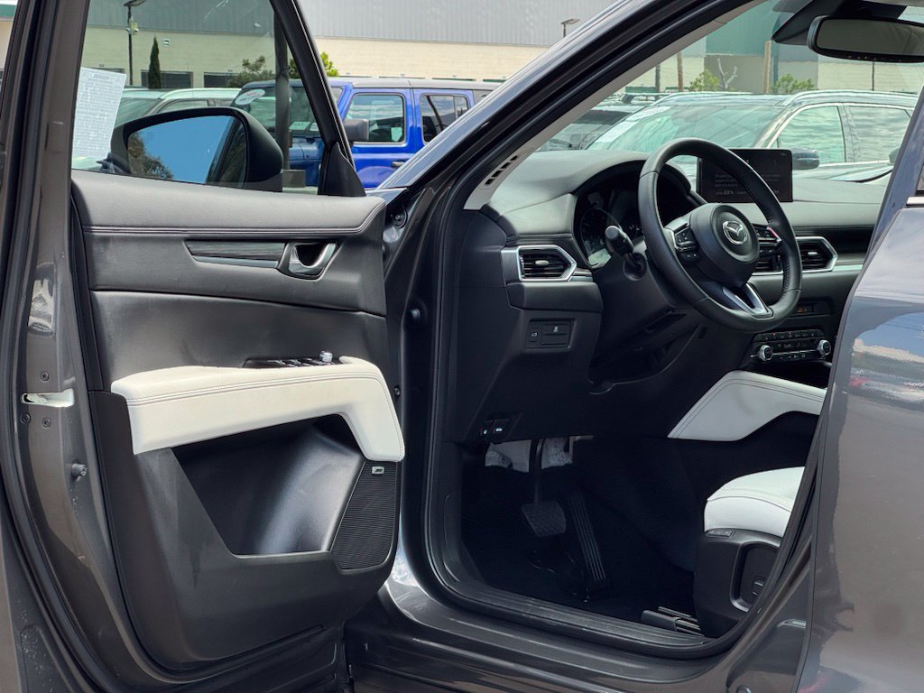 Certified 2023 MAZDA CX-5 AWD 2.5 S w/ Premium Package image 8
