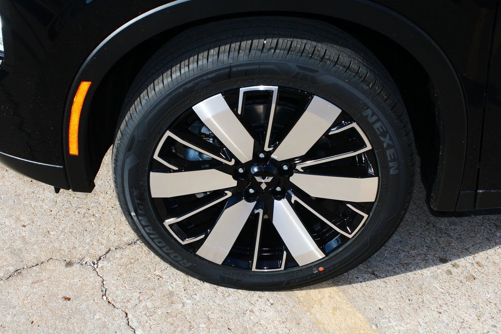 New 2026 Mitsubishi Outlander SE image 4