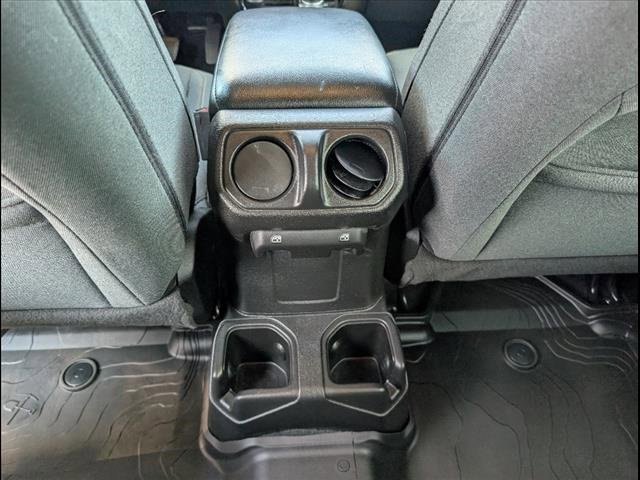 Used 2024 Jeep Wrangler Sport S image 17