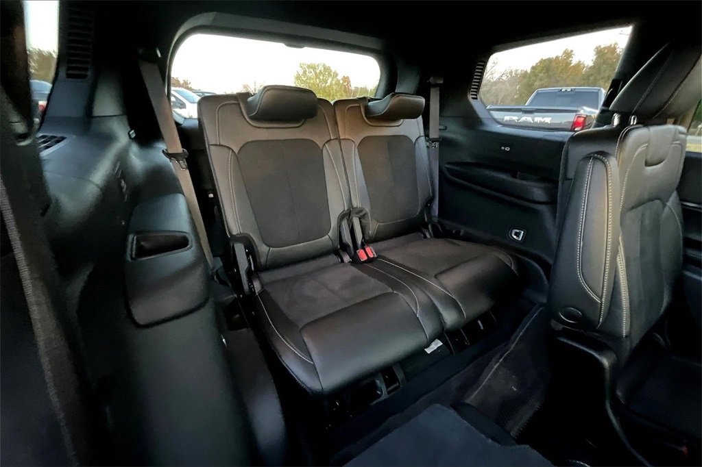 Used 2025 Jeep Grand Cherokee L Altitude image 28