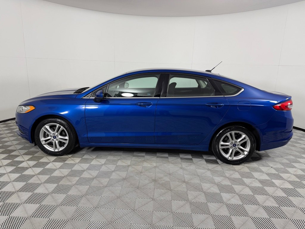 Used 2018 Ford Fusion SE image 5