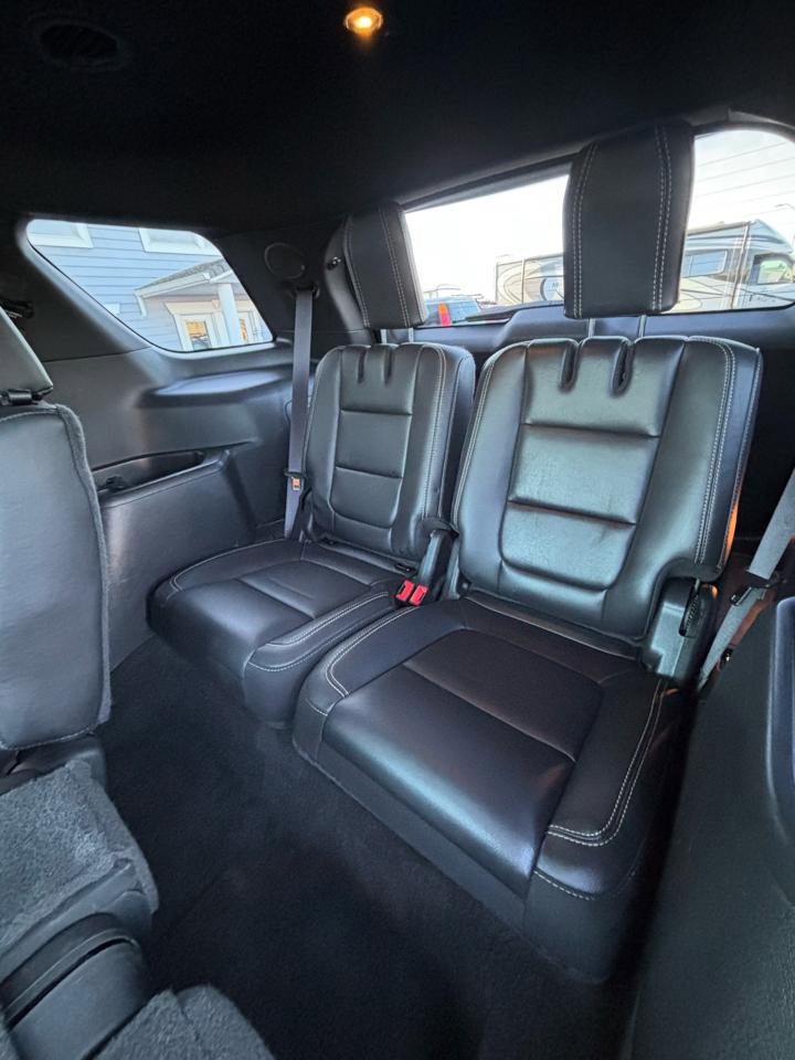 Used 2015 Ford Explorer Sport w/ Equipment Group 401A AWD/4WD image 23