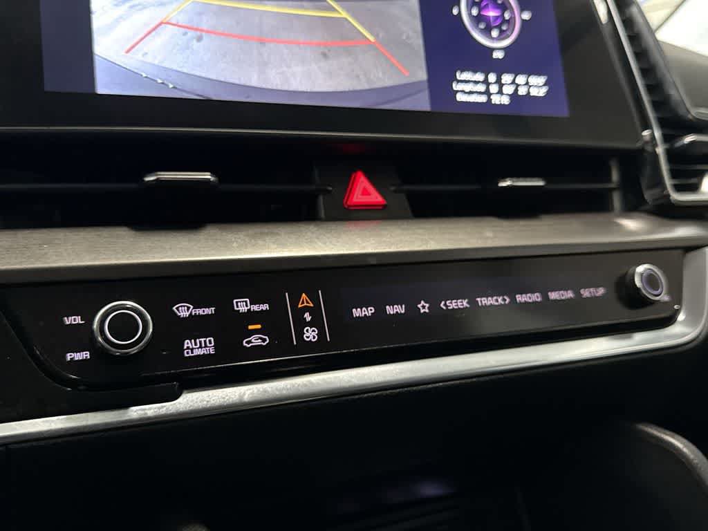 Used 2024 Kia Sportage EX FWD image 20
