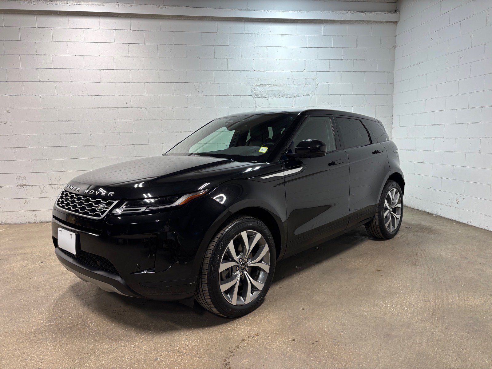 Used 2023 Land Rover Range Rover Evoque SE AWD/4WD image 1