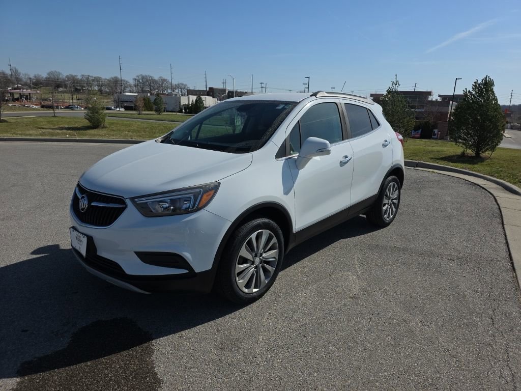 Used 2018 Buick Encore Preferred image 1